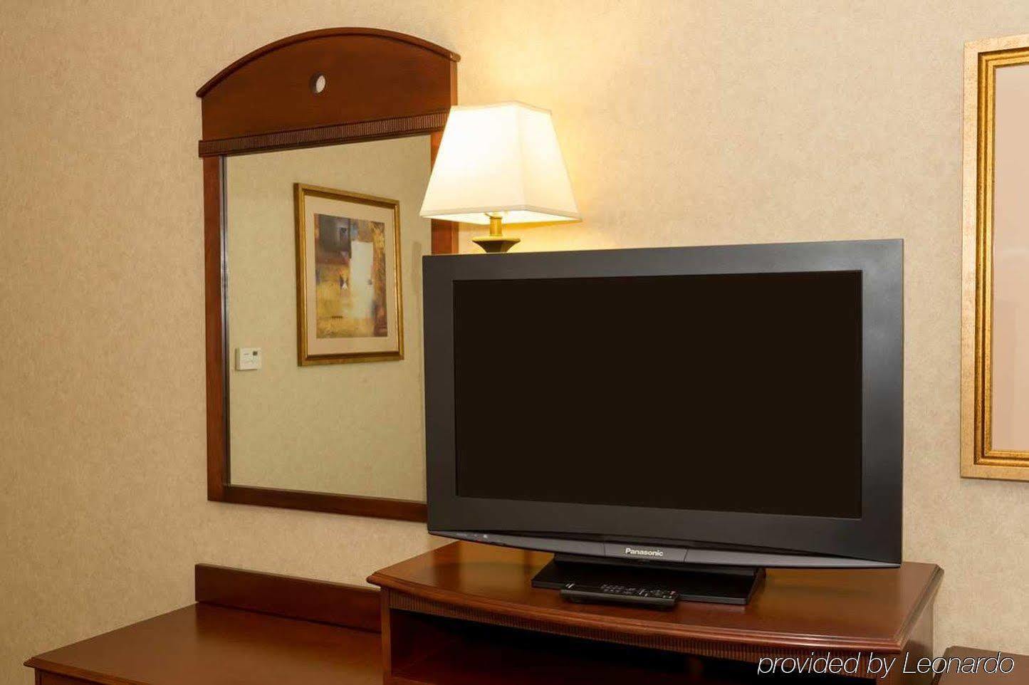 Hampton Inn Buffalo-Airport Galleria Mall Cheektowaga Buitenkant foto